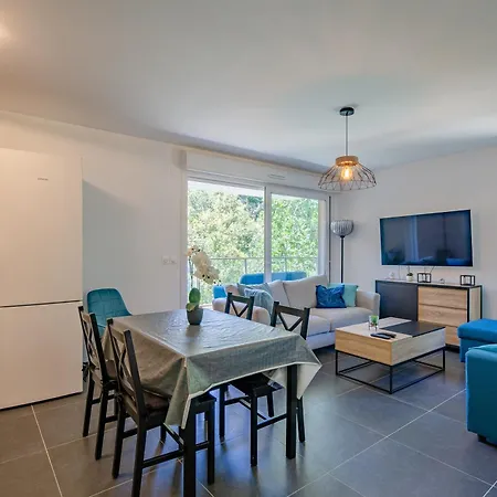 Oakline Azur - Bel Avec Terrasse Apartment *